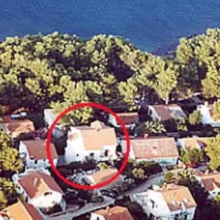 Apartman Bugenvila *